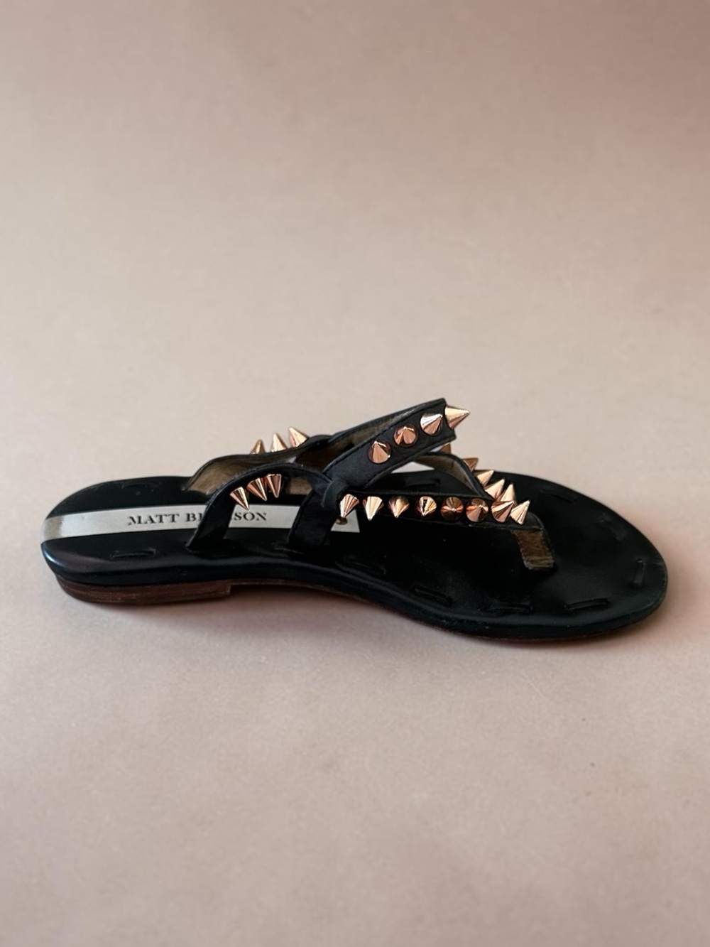Matt Bernson "Love Spike" Sandals Black Leather  Metallic Rose-Gold Studs Sz 6